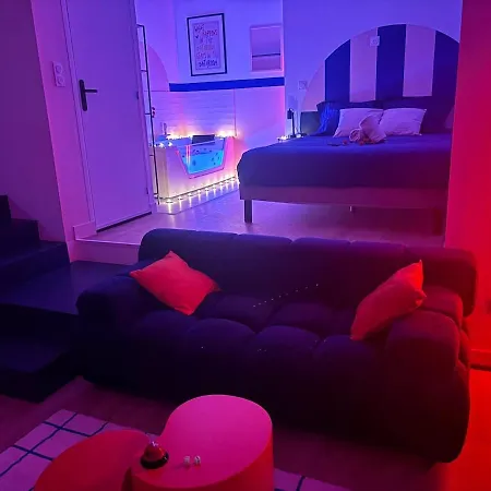 La Sixtys Loveroom Castres (Tarn)