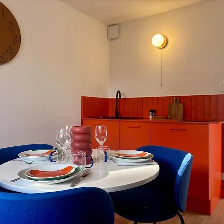 Theme Annees 60' L Baignoire Jets L Clim L Netflix * Castres (Tarn)