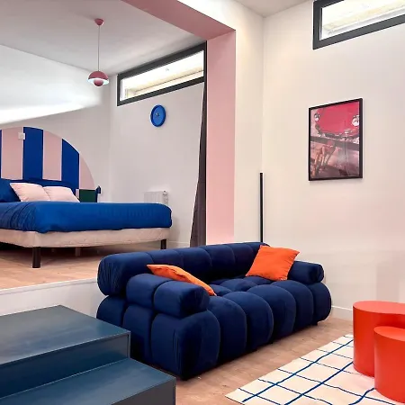 Theme Annees 60' L Baignoire Jets L Clim L Netflix *