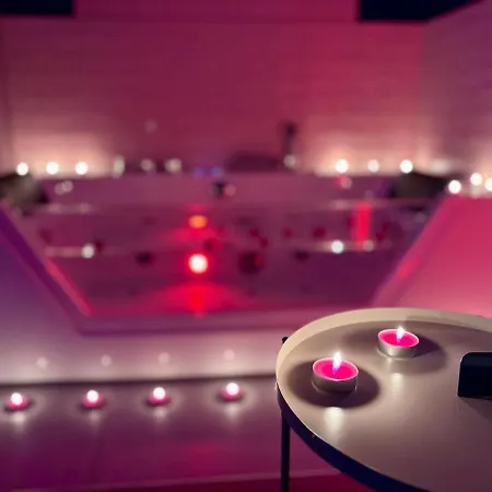 Apartament Theme Annees 60' L Baignoire Jets L Clim L Netflix