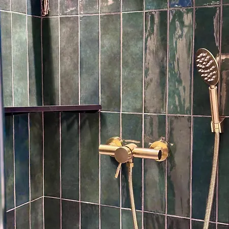 Apartament Theme Annees 60' L Baignoire Jets L Clim L Netflix *