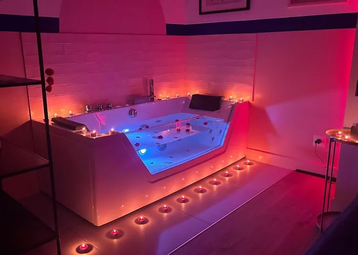 Theme Annees 60' L Baignoire Jets L Clim L Netflix