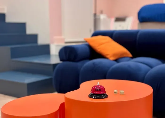 Theme Annees 60' L Baignoire Jets L Clim L Netflix